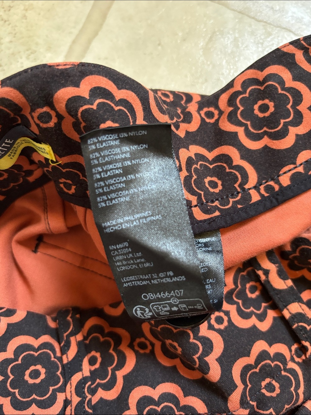 Maeve by Anthropologie the Colette Black & Orange Floral Print Wide Leg Crop 30 - Picture 7 of 7
